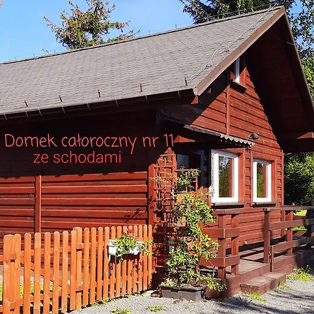 Stanica Pod Zadzierna Domki Caloroczne Lubawka Room photo