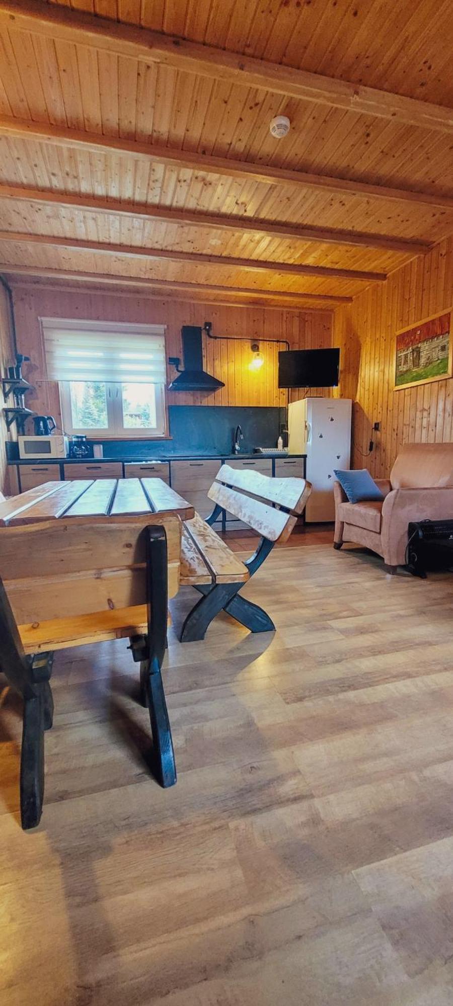Stanica Pod Zadzierna Caloroczne * Lubawka
