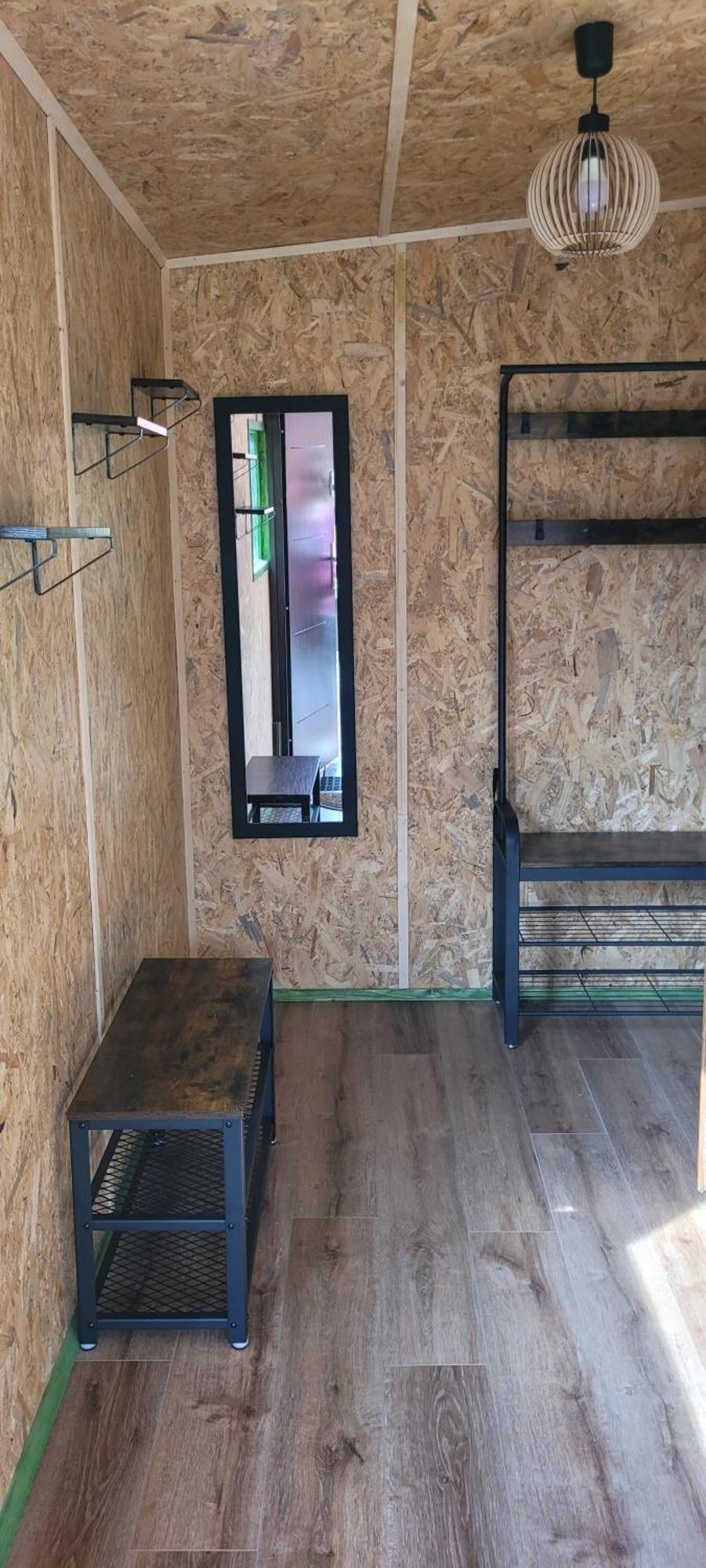 Stanica Pod Zadzierna Caloroczne